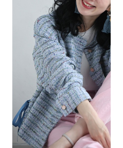 cawaii（カワイイ）の「1日着ても疲れない。柔らかツイードノーカラージャケット（ノーカラージャケット・レディース・ブラック/ブルー・FREE）」の2枚目の写真
