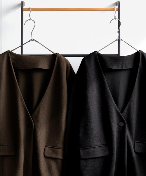 antiqua(アンティカ)の「ポンチノーカラージャケット(その他アウター・レディース・ブラウン系その他/ブラック・ONESIZE)」の12枚目の写真