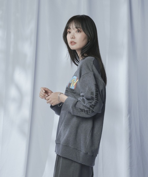 Manhattan Portage（マンハッタンポーテージ）の「Sweat Trainer MTV（Tシャツ/カットソー・メンズ・オートミール/ヘザーチャコール・SMALL/MEDIUM/LARGE/X-LARGE）」の19枚目の写真