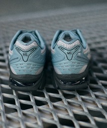 ASICS（アシックス）の「GEL-KAYANO 14 1203A412.400