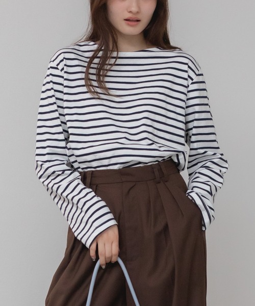 HEILIS(ヘイリス)の「ベーシックボーダー長袖カットソー/韓国 オーバーサイズ シンプル カジュアル フェミニン レッド ネイビー ブルー ライトブルー 春服 夏服 秋服 長袖 トップス ノームコア シティガール 赤トップス インナー ロンT レイヤード(Tシャツ/カットソー・レディース・ネイビー/レッド/ライトブルー/ダークブルー・FREE)」の12枚目の写真