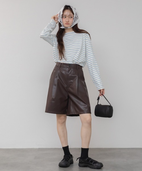 HEILIS(ヘイリス)の「ベーシックボーダー長袖カットソー/韓国 オーバーサイズ シンプル カジュアル フェミニン レッド ネイビー ブルー ライトブルー 春服 夏服 秋服 長袖 トップス ノームコア シティガール 赤トップス インナー ロンT レイヤード(Tシャツ/カットソー・レディース・ネイビー/レッド/ライトブルー/ダークブルー・FREE)」の20枚目の写真