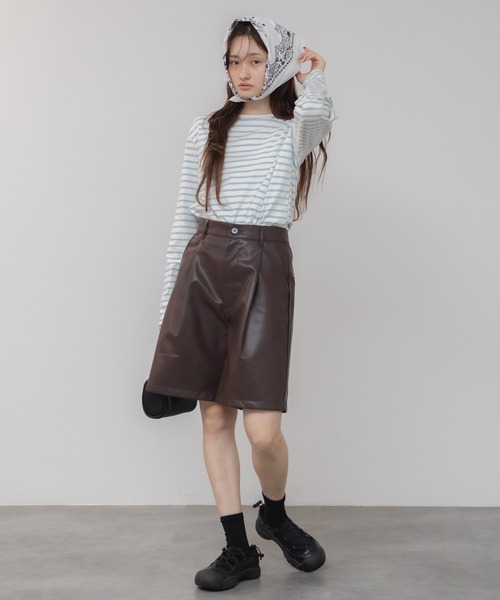 HEILIS(ヘイリス)の「ベーシックボーダー長袖カットソー/韓国 オーバーサイズ シンプル カジュアル フェミニン レッド ネイビー ブルー ライトブルー 春服 夏服 秋服 長袖 トップス ノームコア シティガール 赤トップス インナー ロンT レイヤード(Tシャツ/カットソー・レディース・ネイビー/レッド/ライトブルー/ダークブルー・FREE)」の21枚目の写真