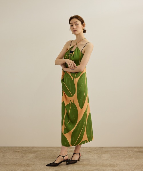 ROPE'（ロペ）の「【洗える】エクスペンド リーフキャミワンピース【DEVEAUX（デヴォー）】（ワンピース・レディース・ブルー/グリーン・FREE）」の3枚目の写真