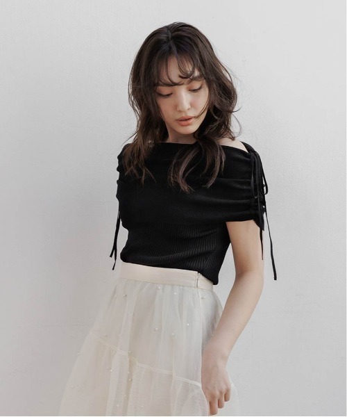 RANDA（ランダ）の「ギャザーリボンオフショルニット（ニット/セーター・レディース・ホワイト/ラベンダー/グレー/ブラック・FREE）」の16枚目の写真