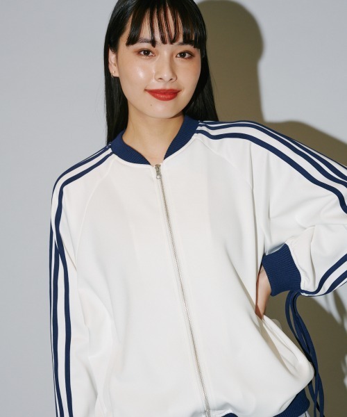 terrace(テラス)の「ラインリボンジャージブルゾン(ジャージ・レディース・ブラック/グレー/オフホワイト・MEDIUM)」の20枚目の写真