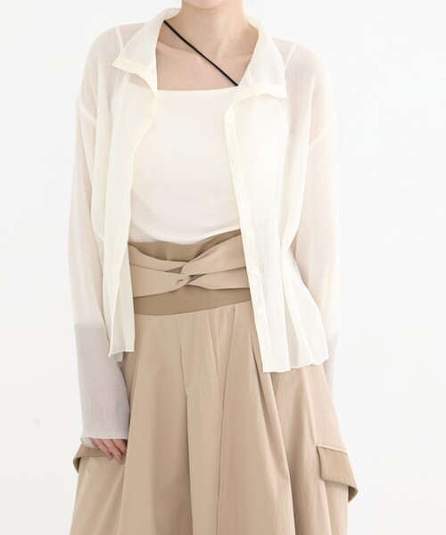 UNITED TOKYO（ユナイテッドトウキョウ）の「【残りわずか！】クレープシアーフロントタックカーディガン｜ウォッシャブル/シアートップス/冷房対策/秋服（カーディガン/ボレロ・レディース・ライトブルー/ホワイト・FREE）」の12枚目の写真