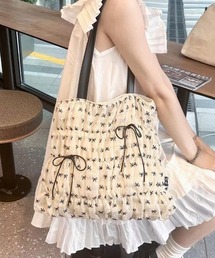 Mejoul（メジュール）の「【A4サイズ対応】リボンモチーフドットギャザートートバッグ（トートバッグ）」