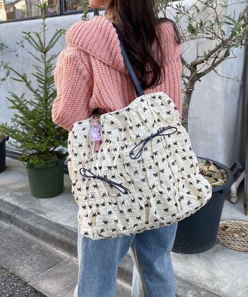 Mejoul(メジュール)の「【A4サイズ対応】リボンモチーフドットギャザートートバッグ(トートバッグ・レディース・ホワイト・F)」の18枚目の写真