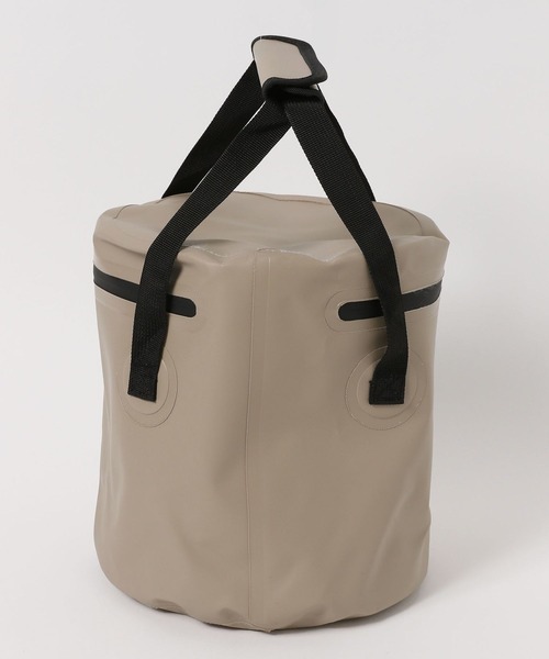 LAKOLE(ラコレ)の「ターポリンウォータージャグ / 327864(アウトドアグッズ・レディース・ベージュ/ネイビー/ブラック・FREE)」の16枚目の写真