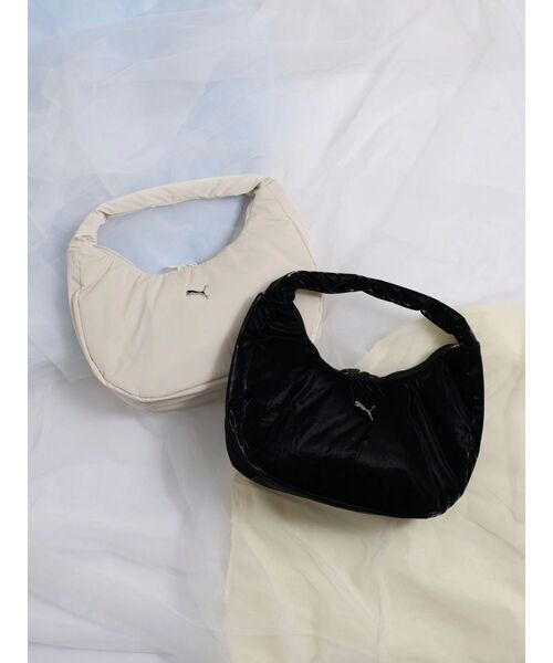 PUMA（プーマ）の「【PUMA】 UP HOBO バッグ（ハンドバッグ・レディース・ホワイト/ブラック・FREE）」の3枚目の写真