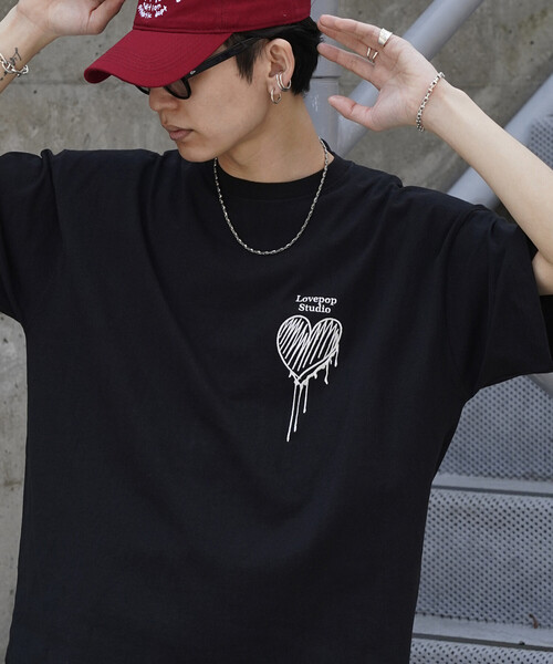 PUBLUX(パブリュクス)の「PUBLUX/パブリュクス Lovepop studio ハート胸ロゴ刺繍Tシャツ(限定展開)(UNISEX)(Tシャツ/カットソー・メンズ・ブラック/ライトグレー/オフホワイト・SMALL/MEDIUM/LARGE)」の13枚目の写真