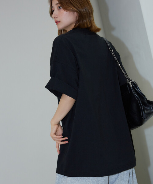 PUBLUX(パブリュクス)の「PUBLUX/パブリュクス Lovepop studio ハート胸ロゴ刺繍Tシャツ(限定展開)(UNISEX)(Tシャツ/カットソー・メンズ・ブラック/ライトグレー/オフホワイト・SMALL/MEDIUM/LARGE)」の16枚目の写真