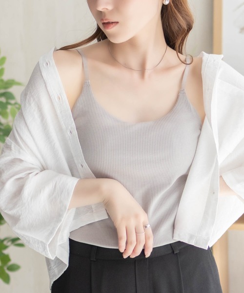NAVY(ネイビー)の「NAVY カップ付きリブキャミソール【抗菌防臭 ドライ】(キャミソール・レディース・ホワイト/ベージュ/ブラック・L/M/S)」の3枚目の写真