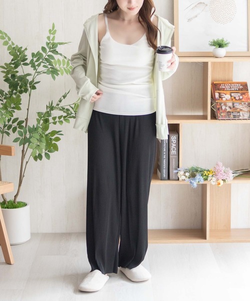 NAVY(ネイビー)の「NAVY カップ付きリブキャミソール【抗菌防臭 ドライ】(キャミソール・レディース・ホワイト/ベージュ/ブラック・L/M/S)」の17枚目の写真