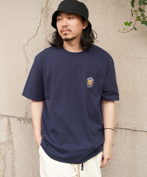 NO NEED(ノーニード)の「【NUTMEG/ナツメグ】BASKETBALL T(Tシャツ/カットソー・メンズ・ホワイト/チャコール/ネイビー/ブラック/グレー・M/L/LL)」の13枚目の写真