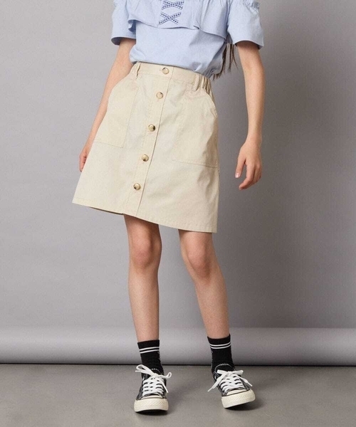 a.v.v（アーヴェヴェ）の「[120-130]ベイカーポケットスカート（スカート・キッズ・ダークインディゴブルー/ベージュ・120/130）」の19枚目の写真