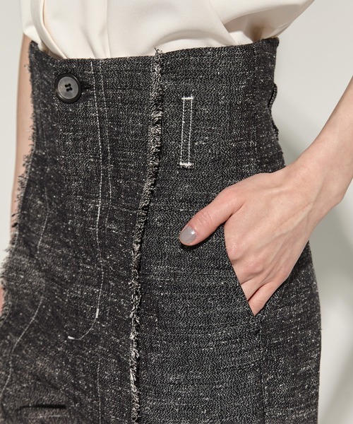 STUDIOUS（ステュディオス）の「【STUDIOUS/ステュディオス】Silk Nep Flare Trousers/シルクネップフレアトラウザー（スラックス・レディース・ブラック/ベージュ・2/1）」の13枚目の写真