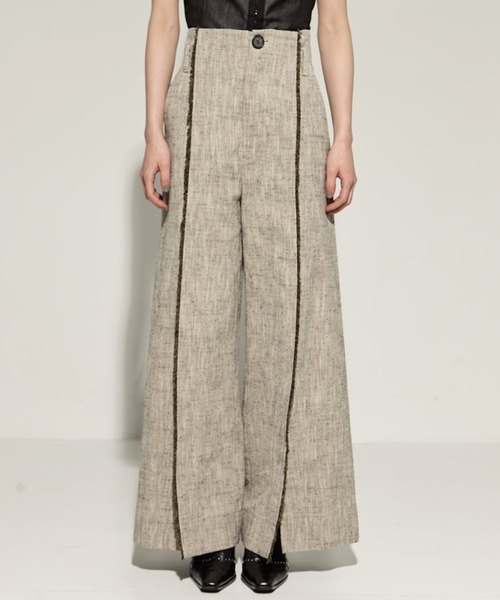 STUDIOUS（ステュディオス）の「【STUDIOUS/ステュディオス】Silk Nep Flare Trousers/シルクネップフレアトラウザー（スラックス・レディース・ブラック/ベージュ・2/1）」の22枚目の写真