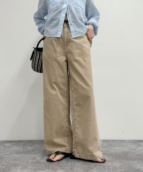 fredy emue（フレディエミュ）の「ブリーチデニム５ポケイージーパンツ（デニムパンツ・レディース・ピンク/ベージュ/グレー・36/38）」の4枚目の写真