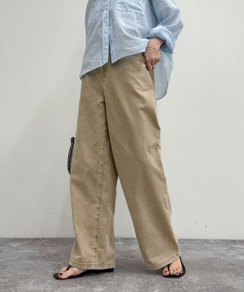 fredy emue（フレディエミュ）の「ブリーチデニム５ポケイージーパンツ（デニムパンツ・レディース・ピンク/ベージュ/グレー・36/38）」の5枚目の写真