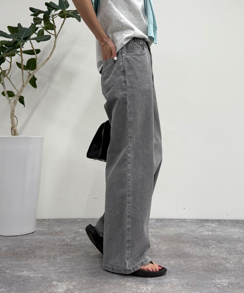 fredy emue（フレディエミュ）の「ブリーチデニム５ポケイージーパンツ（デニムパンツ・レディース・ピンク/ベージュ/グレー・36/38）」の19枚目の写真