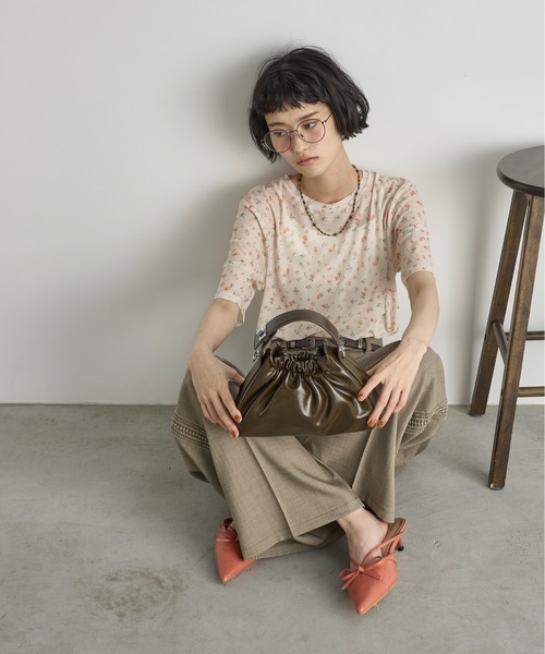 THE YOn（ザヨン）の「合皮ワンハンドルギャザーバッグ（ハンドバッグ・レディース・カーキブラウン/ワインレッド/ブラック・FREE）」の18枚目の写真