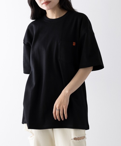 UNIVERSAL OVERALL（ユニバーサルオーバーオール）の「【UNIVERSAL OVERALL】PONTE POCKET TEE U2413211-B（Tシャツ/カットソー・レディース・ホワイト/ブラック/オートミール・S/XL/M/L）」の2枚目の写真