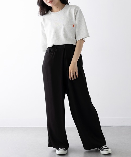 UNIVERSAL OVERALL（ユニバーサルオーバーオール）の「【UNIVERSAL OVERALL】PONTE POCKET TEE U2413211-B（Tシャツ/カットソー・レディース・ホワイト/ブラック/オートミール・S/XL/M/L）」の17枚目の写真
