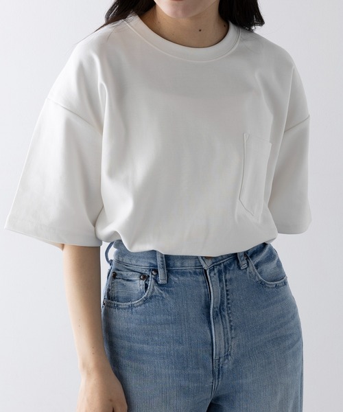 UNIVERSAL OVERALL（ユニバーサルオーバーオール）の「【UNIVERSAL OVERALL】PONTE POCKET TEE U2413211-B（Tシャツ/カットソー・レディース・ホワイト/ブラック/オートミール・S/XL/M/L）」の11枚目の写真