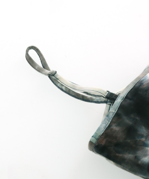 anap mimpi（アナップミンピ）の「カップ付き タイダイ柄 キャミソール（キャミソール・レディース・ネイビー/ベージュ・FREE）」の4枚目の写真