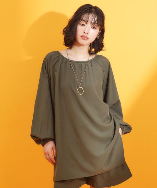 THE SHOP TK (ザ ショップ ティーケー )の「【mizugiwa/ラッシュガード】ギャザーチュニック/前後2WAY/セットアップ可/接触冷感/UV/洗濯機OK(シャツ/ブラウス・レディース・ブラック/カーキ・12/13)」の9枚目の写真