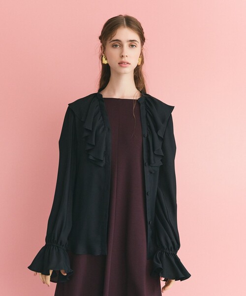 GRACE CLASS（グレースクラス）の「スキッパーラッフルブラウス（シャツ/ブラウス・レディース・ブラック・36/38）」の4枚目の写真