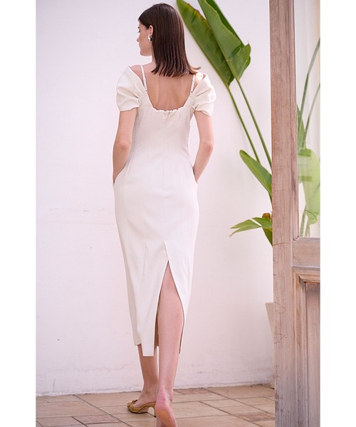 Estella.K(エステラケー)の「Margo Bloom Dress オフショルタックスリーブドレス(ワンピース・レディース・インディゴブルー/ホワイト/ブラック・FREE)」の22枚目の写真