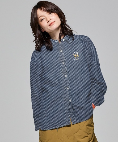 KRIFF MAYER Lady's Collection(クリフメイヤーレディースコレクション)の「【綿100%】デニム刺繍シャツ(シャツ/ブラウス・レディース・ライトブルー/ナチュラル/ストライプ/ダークブルー・LARGE/MEDIUM)」の4枚目の写真