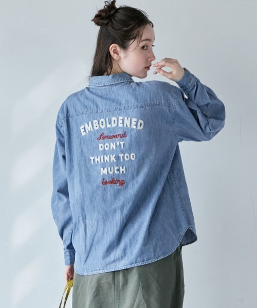 KRIFF MAYER Lady's Collection(クリフメイヤーレディースコレクション)の「【綿100%】デニム刺繍シャツ(シャツ/ブラウス・レディース・ライトブルー/ナチュラル/ストライプ/ダークブルー・LARGE/MEDIUM)」の1枚目の写真