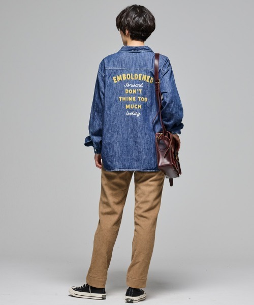 KRIFF MAYER Lady's Collection(クリフメイヤーレディースコレクション)の「【綿100%】デニム刺繍シャツ(シャツ/ブラウス・レディース・ライトブルー/ナチュラル/ストライプ/ダークブルー・LARGE/MEDIUM)」の8枚目の写真