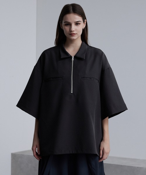 cussil（クシル）の「【cussil/クシル】ドレープオーバーサイズマルチギミックハーフジップ半袖シャツ（シャツ/ブラウス・メンズ・ワインレッド/ホワイト/ブラック・L/M/S）」の7枚目の写真