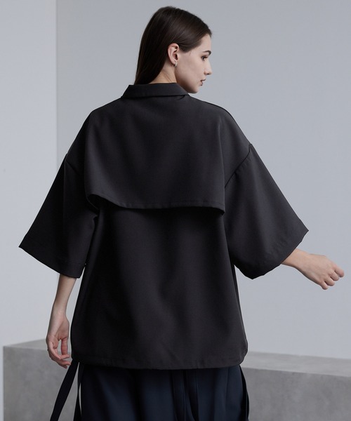 cussil（クシル）の「【cussil/クシル】ドレープオーバーサイズマルチギミックハーフジップ半袖シャツ（シャツ/ブラウス・メンズ・ワインレッド/ホワイト/ブラック・L/M/S）」の9枚目の写真