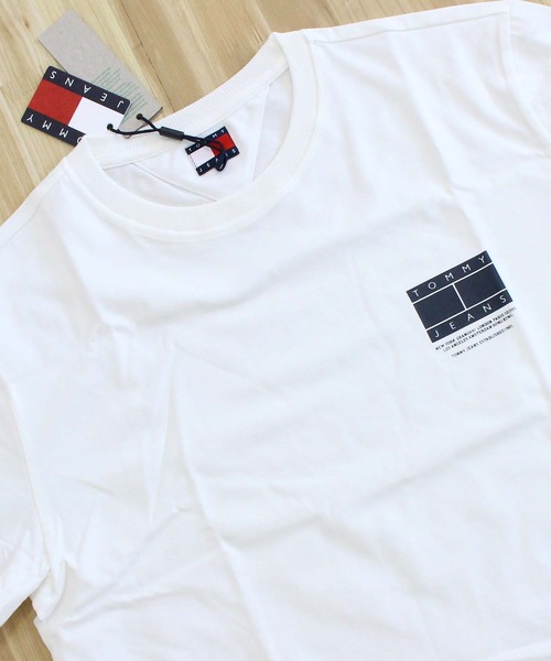 TOMMY HILFIGER(トミーヒルフィガー)の「TJM DNAグラフィッククルーネックTシャツ TJM REG DNA GRAPHIC TEE EXT(Tシャツ/カットソー・メンズ・ホワイト/ブラック・M/XL/L)」の5枚目の写真