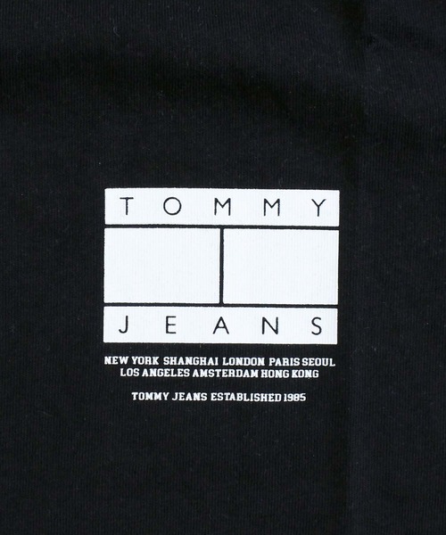 TOMMY HILFIGER(トミーヒルフィガー)の「TJM DNAグラフィッククルーネックTシャツ TJM REG DNA GRAPHIC TEE EXT(Tシャツ/カットソー・メンズ・ホワイト/ブラック・M/XL/L)」の9枚目の写真