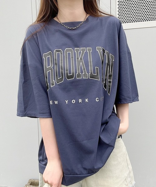 Nana（ナナ）の「カレッジロゴオーバーサイズTシャツ（Tシャツ/カットソー・レディース・ネイビー・FREE）」の3枚目の写真