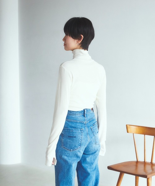 YANUK(ヤヌーク)の「ハイネックロングスリーブ(Tシャツ/カットソー・レディース・ホワイト・FREE)」の3枚目の写真