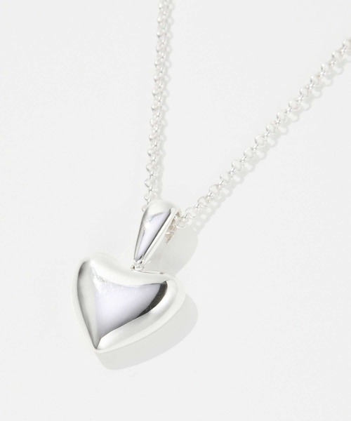 ANNIKA INEZ（アニカイネズ）の「ANNIKA INEZ Voluptuous Heart Necklace, Lrg アニカ イネズ ハート ネックレス（ネックレス・レディース・シルバー・FREE）」の4枚目の写真