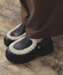 UGG(AO)UGG(R) / Esmee Leather Clog(u[c)