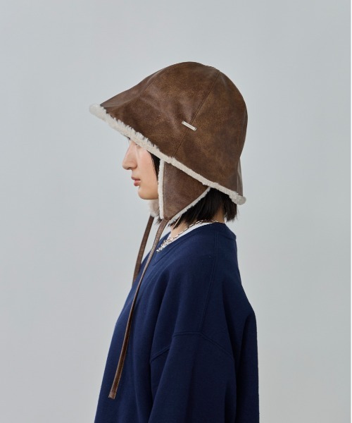 OVERRIDE（オーバーライド）の「OVERRIDE  FAKE LEATHER FLAPHAT SGP / オーバーライド（ハット・レディース・ブラウン/ブラック/ライトベージュ・58cm）」の19枚目の写真