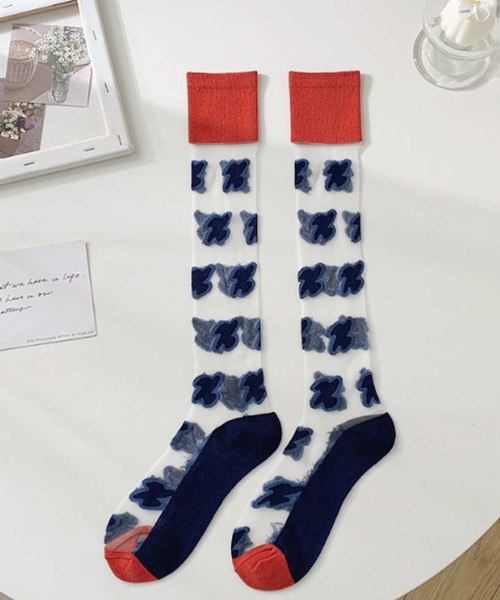 SANSeLF（サンセルフ）の「【SANSeLF】 クラウドパターン ポップデザインロングソックス saa25a015（ソックス/靴下・レディース・ホワイト/ピンク/ネイビー・FREE）」の6枚目の写真