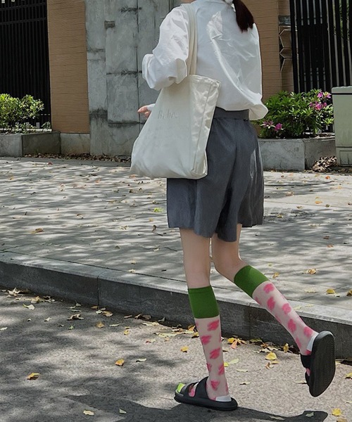 SANSeLF】 クラウドパターンロングソックス 配色トップ ポップデザイン
