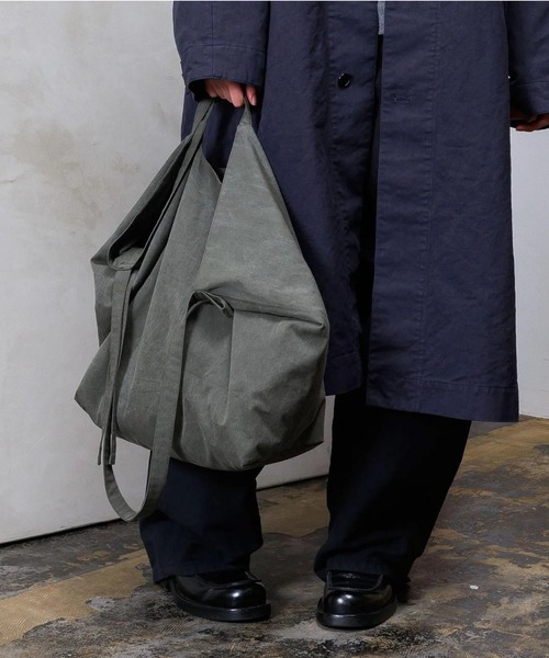 VOAAOV（ヴォアーブ）の「【VOAAOV】PLAY BAG（ショルダーバッグ・メンズ・ブラック/オリーブ・FREE）」の2枚目の写真