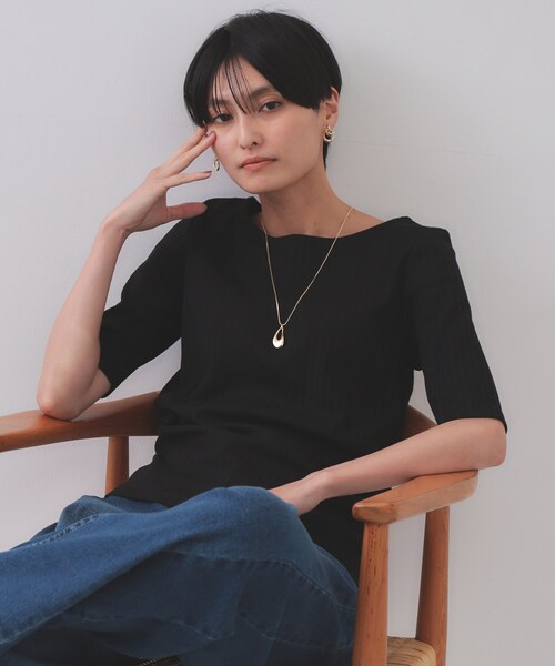 OPAQUE.CLIP（オペークドットクリップ）の「汗染み防止 ボートネックリブカットソー【洗濯機洗い可/抗ピル】（Tシャツ/カットソー・レディース・グレー/ブラック/ホワイト/ダークブラウン・38/40）」の3枚目の写真